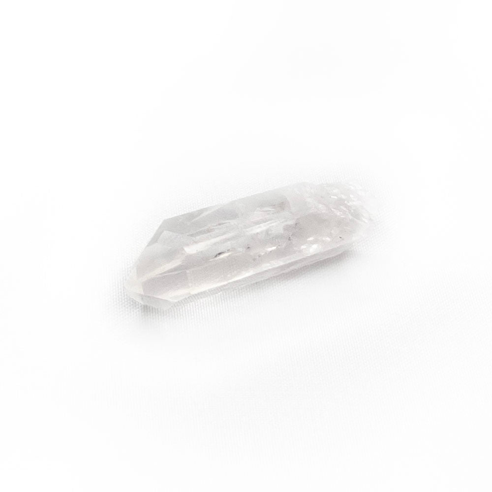 clear quartz healing crystal